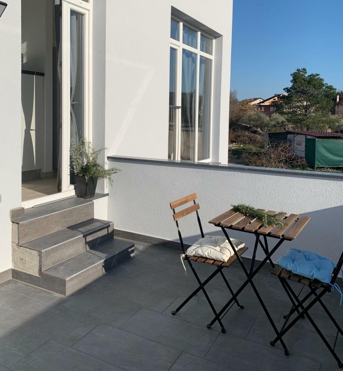 שיבניק Modern Apartments Day מראה חיצוני תמונה