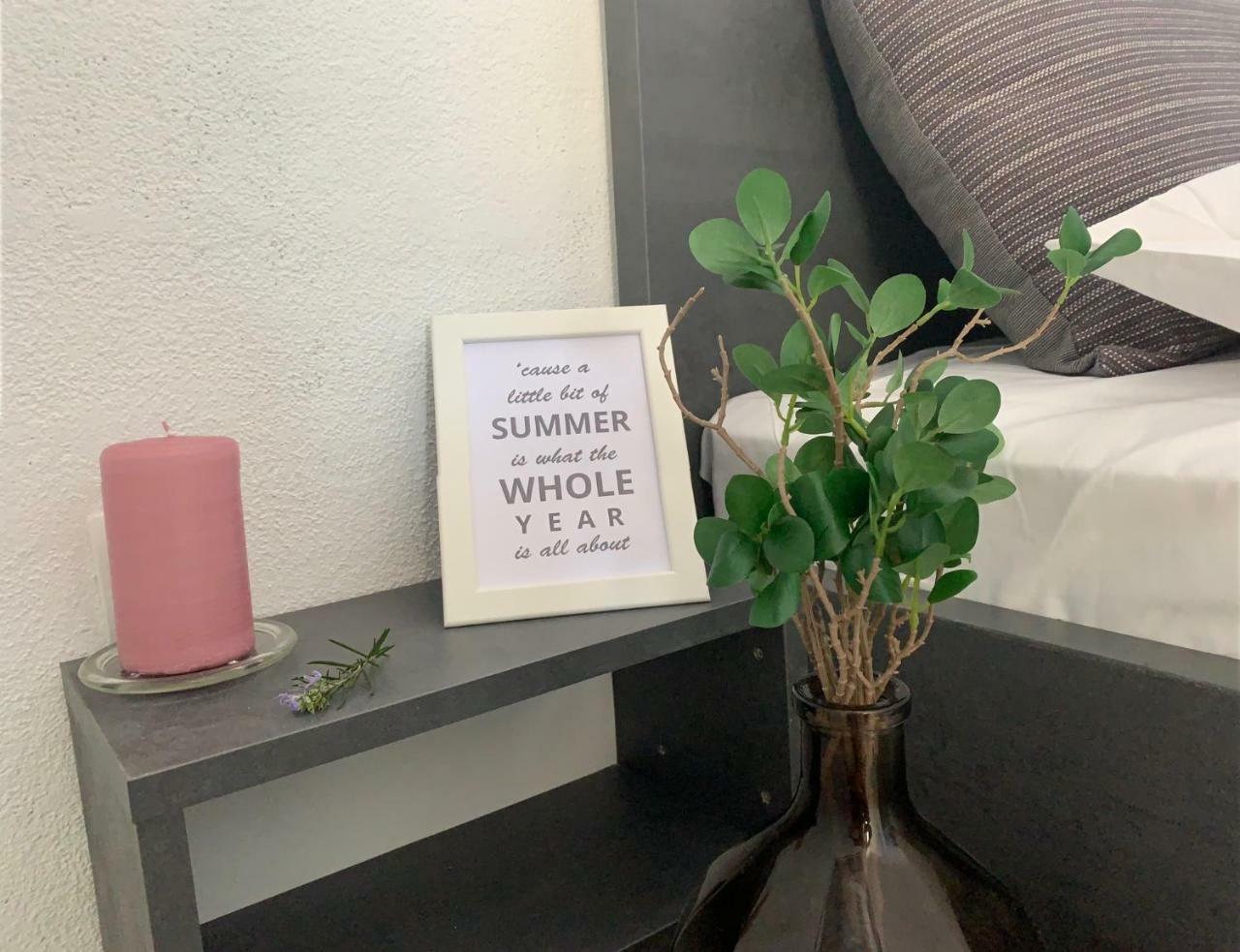 שיבניק Modern Apartments Day מראה חיצוני תמונה